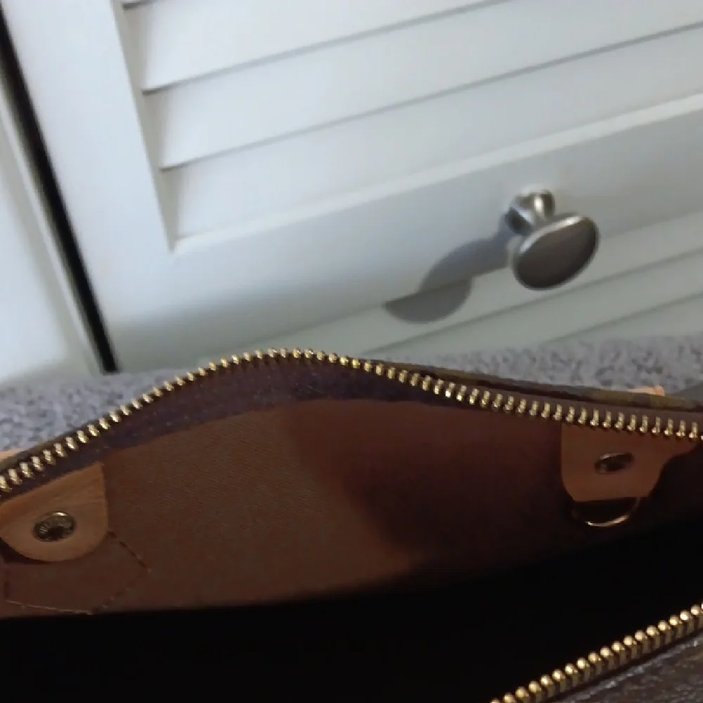 Louis Vuitton Hand Painted Speedy 30 - Picture 12 of 15